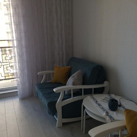 Bright Apartment In Arkadia Odessa Exterior photo